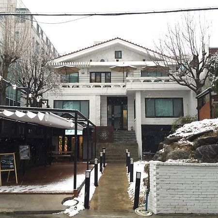 House 740 Hostel Seoul Exterior photo
