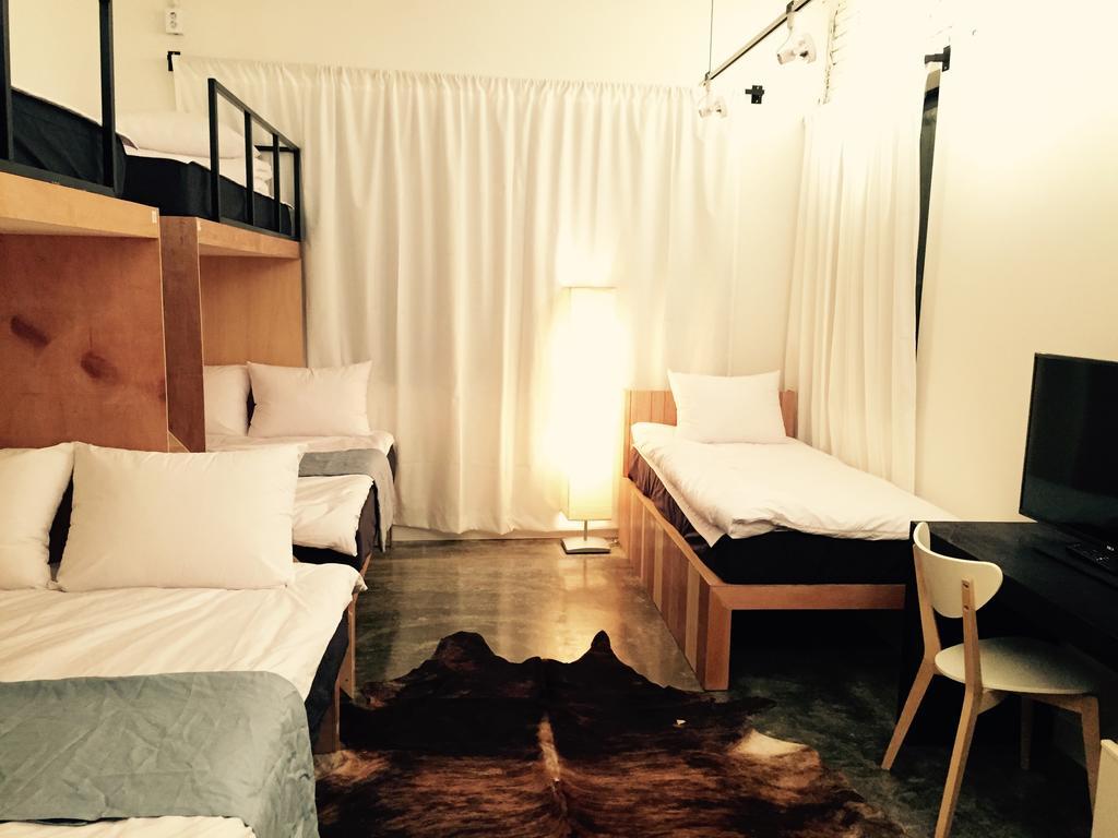 House 740 Hostel Seoul Room photo