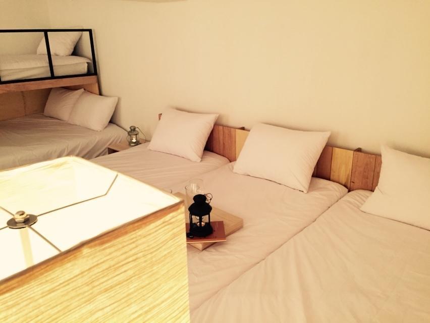 House 740 Hostel Seoul Room photo